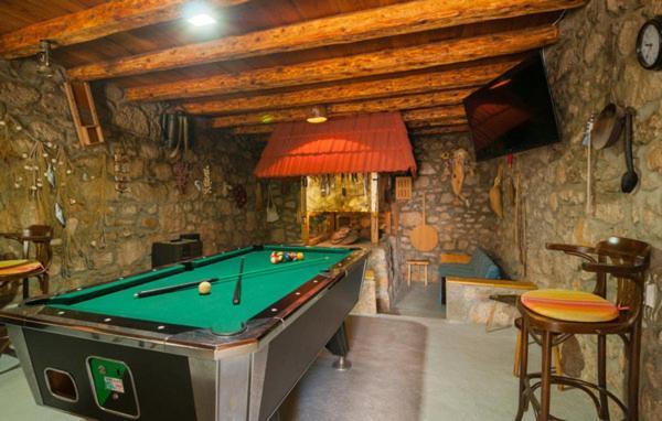 Holiday Home Perunika Zezevica ภายนอก รูปภาพ