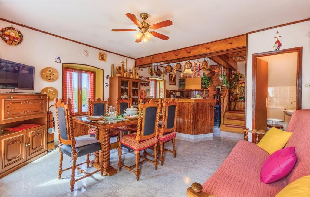 Holiday Home Perunika Zezevica ภายนอก รูปภาพ