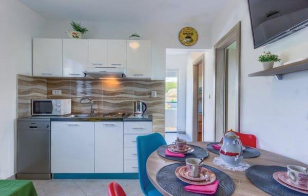 Holiday Home Perunika Zezevica ภายนอก รูปภาพ