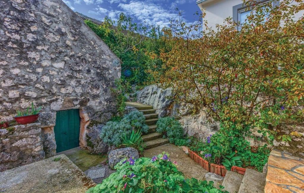 Holiday Home Perunika Zezevica ภายนอก รูปภาพ